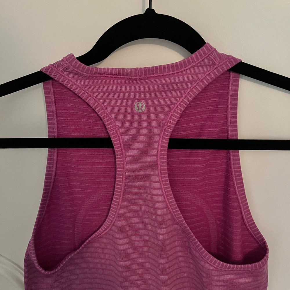 Lululemon tank top
